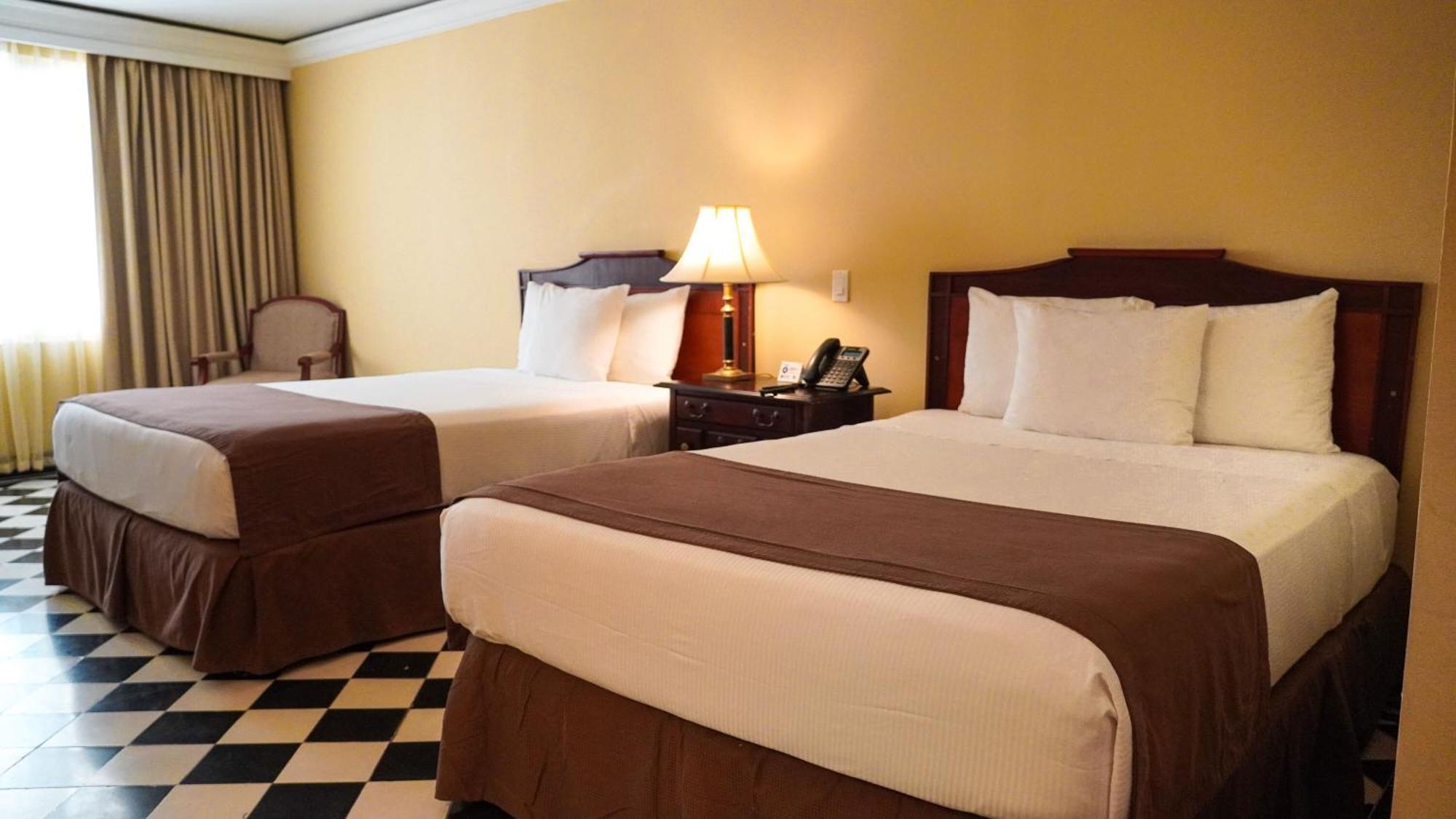 Hotel El Prado 바랑키야 외부 사진 A room at the hotel